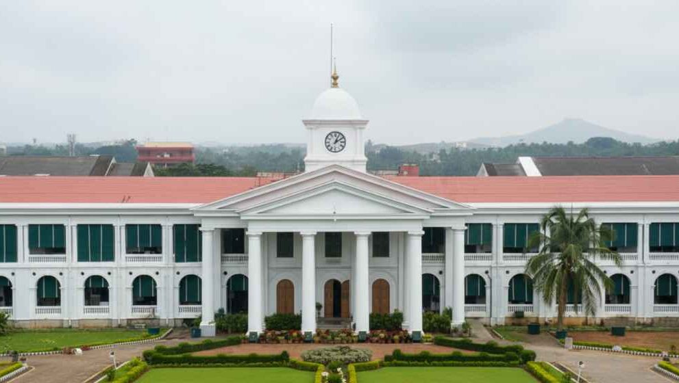 Kerala Govt Offices Five Day Work Plan